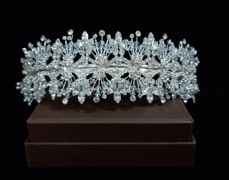 Missing image for Floral Crown KF135