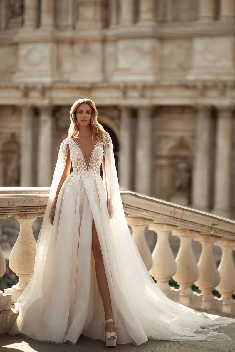 Missing image for Wedding dress 5413
